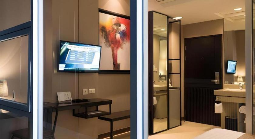 Gajahmada Avara Boutique Hotel Pontianak Exteriör bild