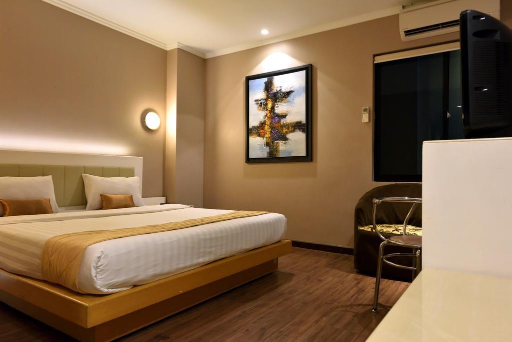 Gajahmada Avara Boutique Hotel Pontianak Exteriör bild