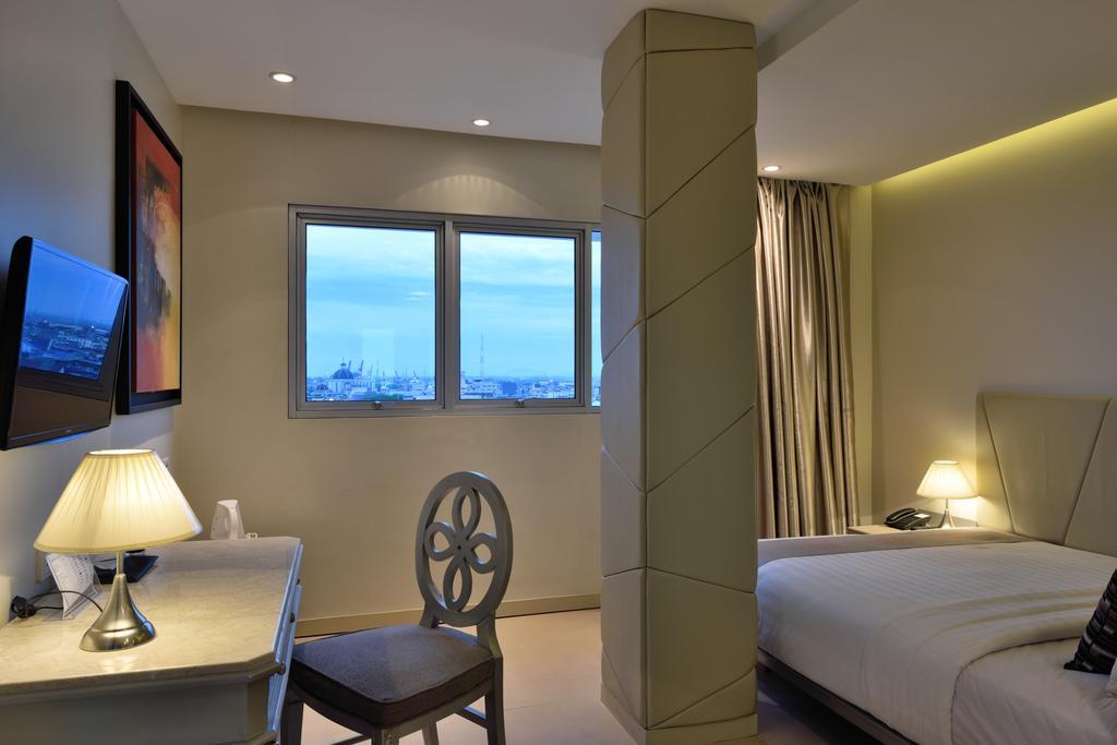 Gajahmada Avara Boutique Hotel Pontianak Exteriör bild